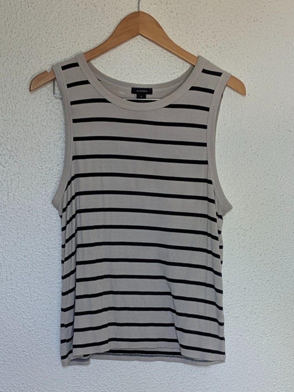 Halogen fitted ribbed black white striped crewneck tank top size XL